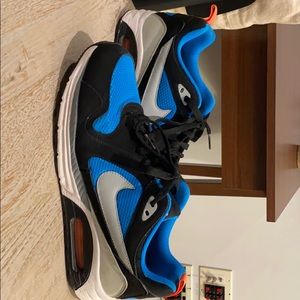 Nike Air Max tennis shoes